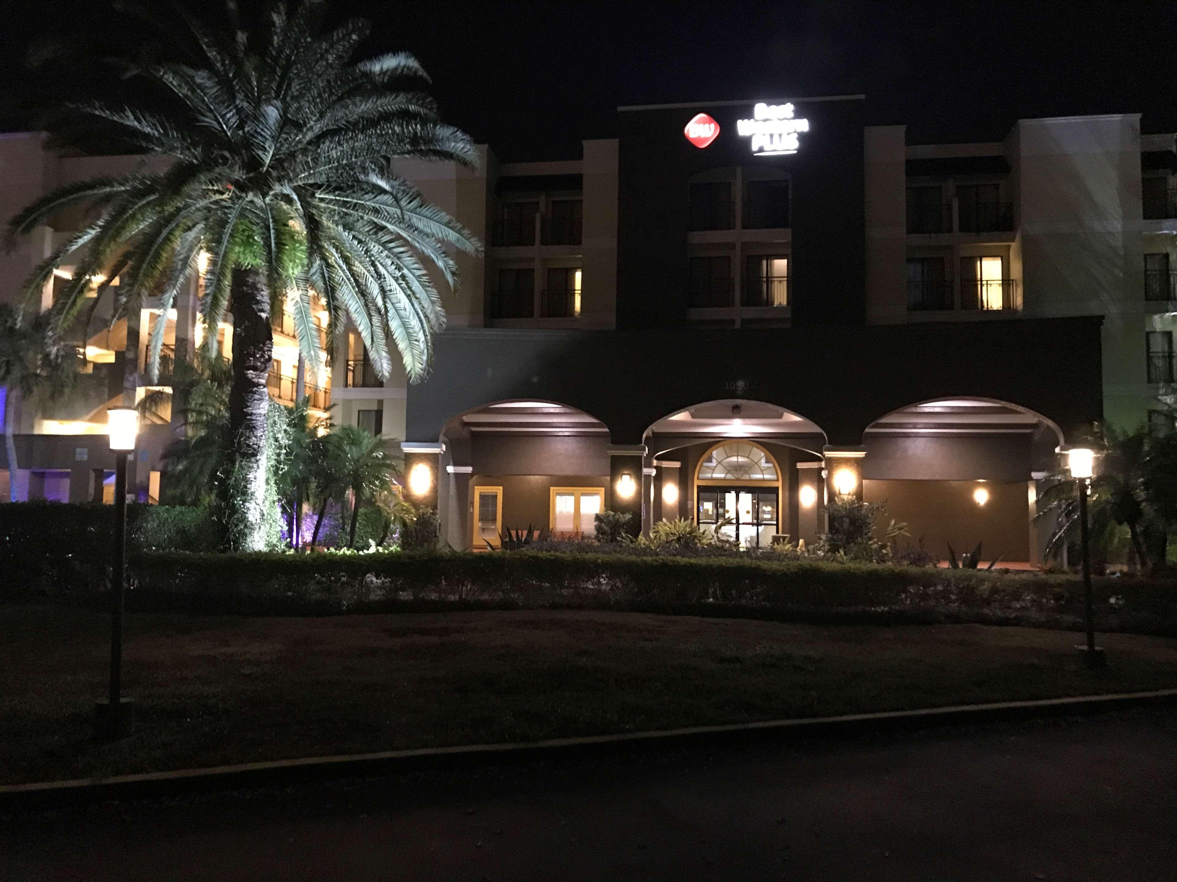 Best Western Plus Deerfield Beach Hotel & Suites Ngoại thất bức ảnh